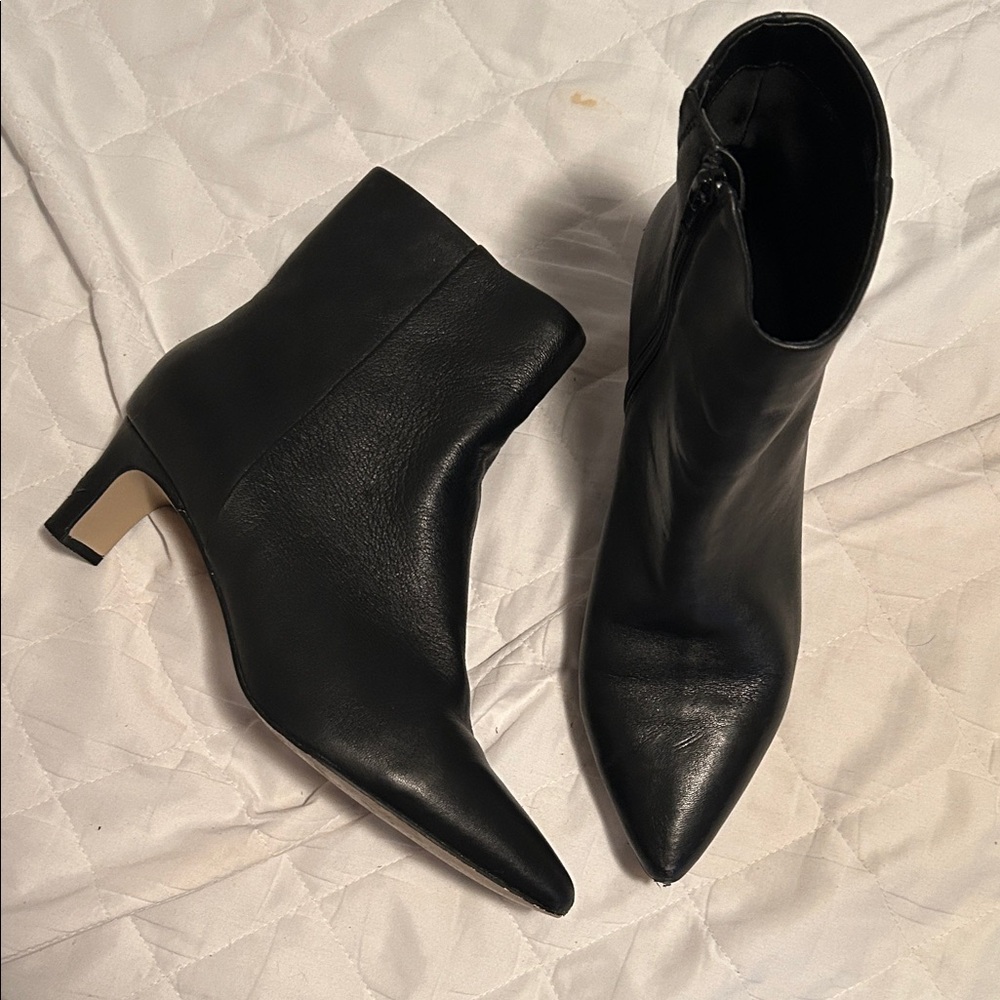 Andre Assous Black Genuine Leather Ankle Boots